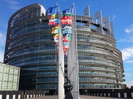 Европарламент принял резолюцию по Керченскому мосту