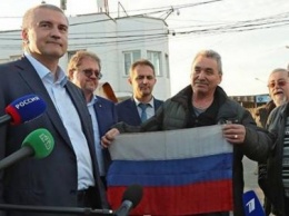 Аксенов высказал благодарность Путину за возвращение моряков «Норда» в Крым