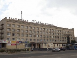 Схемы: как купить гостиницу в Рубежном за копейки