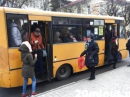 В Тернополе из-за протестов отменили подорожание проезда