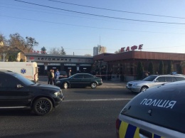 В Луцке неизвестный открыл стрельбу на автомойке: есть погибший и раненые