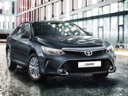 Полиция под видом спецавтомобиля купила Toyota Camry в топ-комплектации за миллион