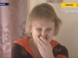 "Били, как грушу": избитая пациентками женщина-врач расплакалась перед журналистами (ВИДЕО)