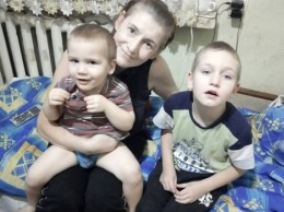 Нуждается в помощи мать-одиночка Наталья Фешина, которой необходима срочная операция на сердце
