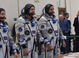 Члены экипажа, который полетит к МКС, уверены в надежности "Союза"