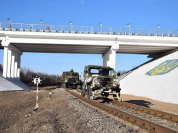 Восстановлен мост, соединяющий Луганскую и Донецкую области