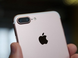 Apple сокращает производство новых iPhone - известна причина