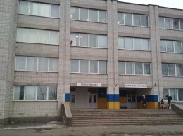 В Киевской области в двух школах распылили слезоточивый газ
