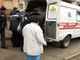 В Ивано-Франковске 300-килограммовую мертвую женщину из квартиры смогли вынести только спасатели