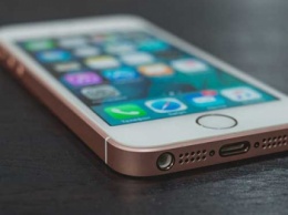 Apple вернет в продажу iPhone X из-за низких продаж новых моделей