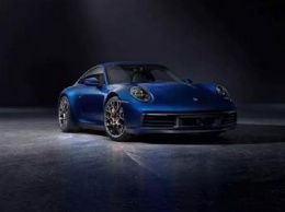 Внешность нового Porsche 911 показали до его презентации