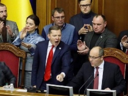 Театр Тимошенко с Ляшко и партизаны Самопомощи: чем кончилась битва за военное положение в Украине
