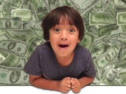 Знакомьтесь: 7-летний мальчик, который зарабатывает $22 млн. в год