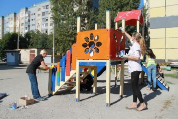 Фонд «Украинская перспектива» провел в Кривом Роге акцию «Чистый город объединяет»