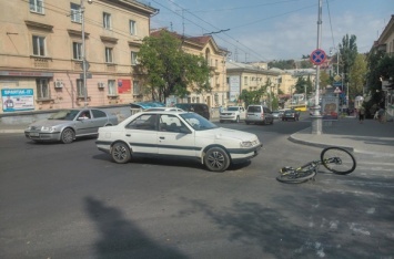 Президента федерации велоспорта Севастополя сбила машина (ФОТО)