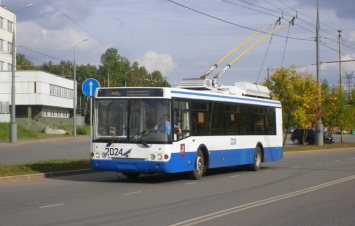Некоторые троллейбусы в городе временно изменят свои маршруты