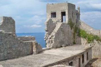 Хорватия: Крепость на острове Углян отреставрируют