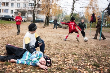 Подросток умер во время игры в футбол на юге Москвы