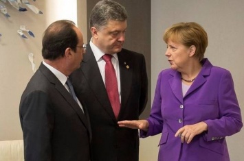 Меркель пригласила Порошенко пожать руку Путину (видео)