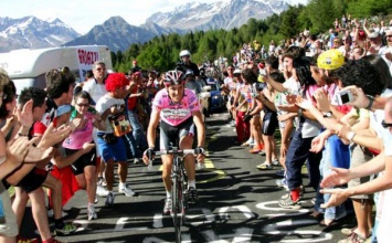 Иван Бассо объявил об уходе из профессионально велоспорта