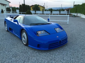 Кому автореликвию? Редчайший Bugatti EB110 GT за $1,8 млн