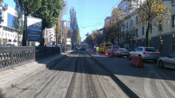 В Киеве из-за ремонта на бульваре Шевченко изменены схемы проезда шести маршруток