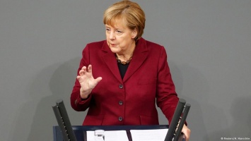 Меркель: Кризис с беженцами - историческое испытание для Европы