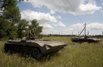 Боевики "ДНР" заявляют о начале отвода вооружений калибром менее 100 мм