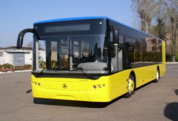 Автобусы Киева частично изменили маршруты