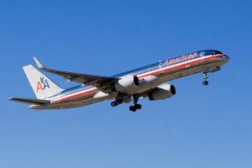 США: American Airlines планирует составить конкуренцию лоукостерам