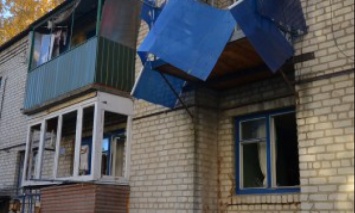 Ситуация в Сватово: Неразовавшиеся снаряды разлетелись по городу