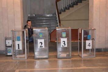 Выборы в Мариуполе были сорваны из-за действий председателя теризбиркома, - Порошенко