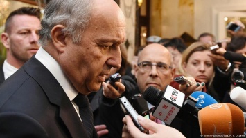 Глава МИД Франции призвал мир к координации действий против ИГ