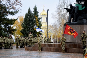 В Николаеве морская пехота приняла присягу на верность народу Украины