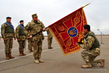 День морпехов в секторе «М»: 501-й батальон получил боевое знамя