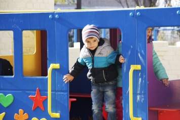 «Ника-Тера» восстановила детский городок «Сказка» в Корабельном районе