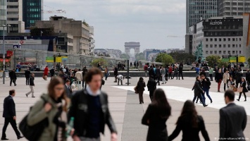 Прокуратура: Террористы готовили атаку на деловой квартал Парижа