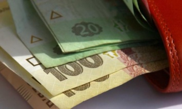 Реальная зарплата на Днепропетровщине сократилась на 16,9%