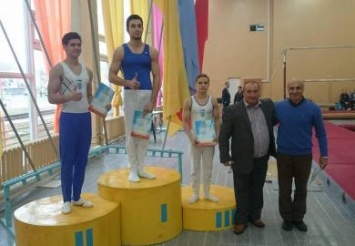Днепропетровские гимнасты привезли золото и 2 бронзы с чемпионата Украины