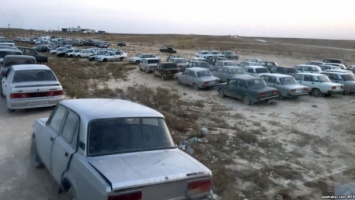 На туркмено-казахстанской границе появилась свалка "Жигулей"