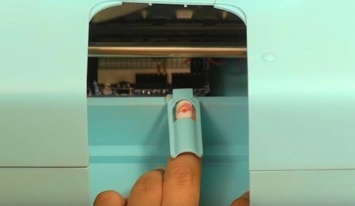 Любительницы маникюра изобрели принтер для ногтей