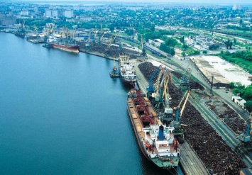 АМПУ заявила о дноуглублении в Октябрьском и Николаевском морских портах в 2016 году