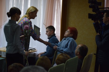 Янишевская поздравила Николаевскую областную организацию Союза инвалидов Украины с 25-летием