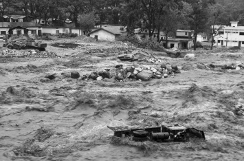 В Индии разразилось сильнейшее наводнение