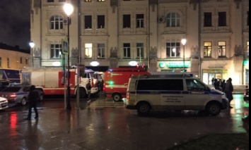 В Москве на автобусной остановке прогремел взрыв