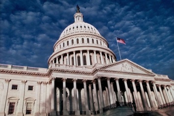 Палата представителей США проголосовала за ужесточение визового режима