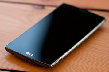 В сеть утекли спецификации флагманского смартфона LG G5