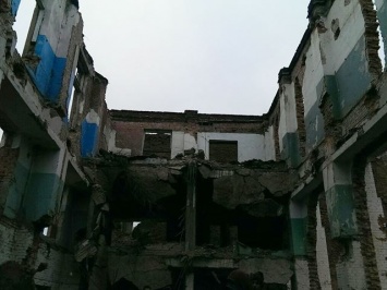 В Первомайске обрушилось здание: 22-летний парень погиб, еще один находится под завалами