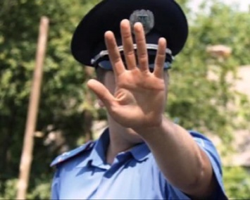 Следователь полиции в Запорожье погорел на взятке