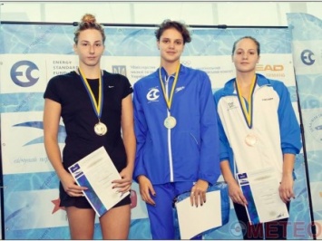Д.Зевина стала шестикратной чемпионкой Национального кубка Украины по плаванию